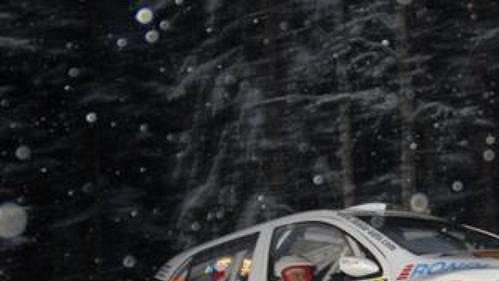 Jan Kopecký s Filipem Schovánkem na trati Švédské rallye. Jan Kopecký s Filipem Schovánkem na trati Švédské rallye.