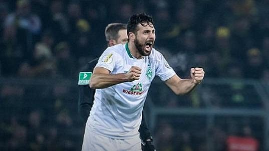 Zkušený útočník Werderu Brémy Claudio Pizarro na archivním snímku. Zkušený útočník Werderu Brémy Claudio Pizarro na archivním snímku.
