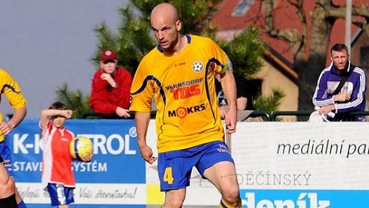 Matěj Kotiš ještě v dresu svého Varnsdorfu, odkud se mu nechtělo. Matěj Kotiš ještě v dresu svého Varnsdorfu, odkud se mu nechtělo.