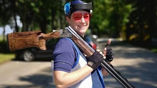 Slovenská střelkyně Zuzana Rehák-Štefečková nakonec finále své soutěže na Evropských hrách stihla. Slovenská střelkyně Zuzana Rehák-Štefečková nakonec finále své soutěže na Evropských hrách stihla.