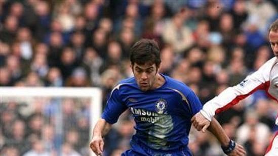 Joe Cole (vlevo) v akci Joe Cole (vlevo) v akci