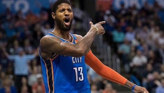 Paul George podstoupil operaci pravého ramene. Paul George podstoupil operaci pravého ramene.