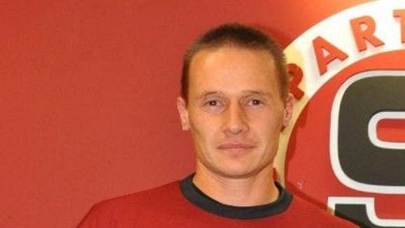 Tomáš Zápotočný už oblékl dres Sparty. Tomáš Zápotočný už oblékl dres Sparty.