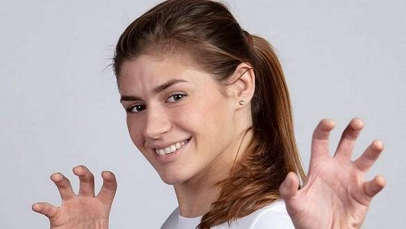 Zápasnice Adéla Hanzlíčková na mistrovství světa v Oslu prohrála v kategorii do 68 kg hned první duel, ale stále má šanci na bronzovou medaili. Zápasnice Adéla Hanzlíčková na mistrovství světa v Oslu prohrála v kategorii do 68 kg hned první duel, ale stále má šanci na bronzovou medaili.