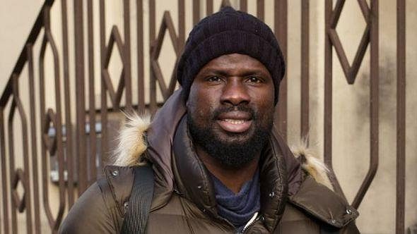 Emmanuel Eboué se letos na Vánoce ocitl v nezáviděníhodné situaci. Emmanuel Eboué se letos na Vánoce ocitl v nezáviděníhodné situaci.