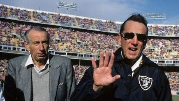 Majitel Oaklandu Raiders Al Davis. Majitel Oaklandu Raiders Al Davis.