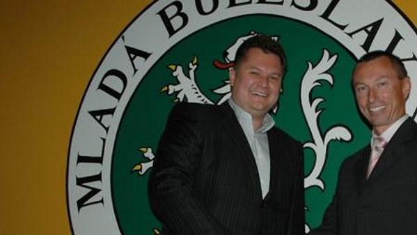 Cyril Suk (vpravo) coby nový generální manažer hokejistů Mladé Boleslavi Cyril Suk (vpravo) coby nový generální manažer hokejistů Mladé Boleslavi