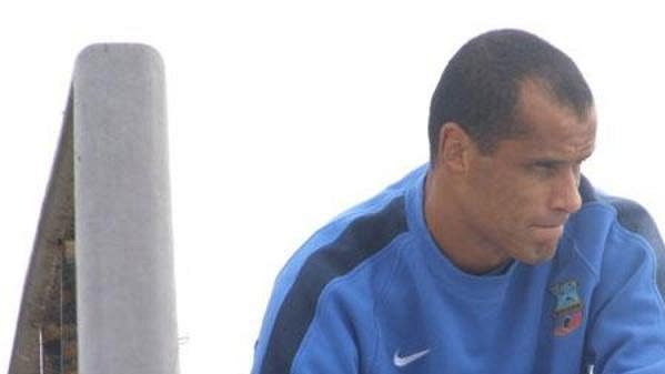 Fotbalista Rivaldo s kariérou ještě nekončí. Fotbalista Rivaldo s kariérou ještě nekončí.