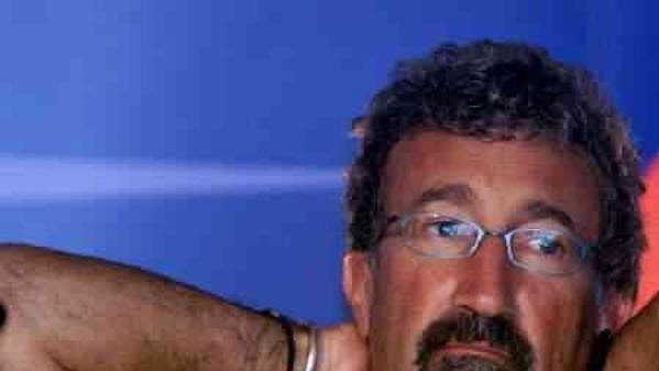 Eddie Jordan má nové společníky. Eddie Jordan má nové společníky.