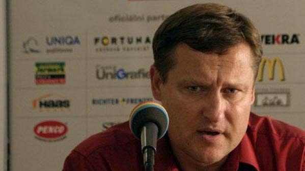 Jiří Kotrba se stal trenérem Českých Budějovic. Jiří Kotrba se stal trenérem Českých Budějovic.