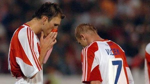 Fotbalisté Slavie chtějí odčinit pohárové zaváhání z Hradce Králové. Fotbalisté Slavie chtějí odčinit pohárové zaváhání z Hradce Králové.
