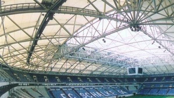 Fotbalový stadión v Gelsenkirchenu Fotbalový stadión v Gelsenkirchenu