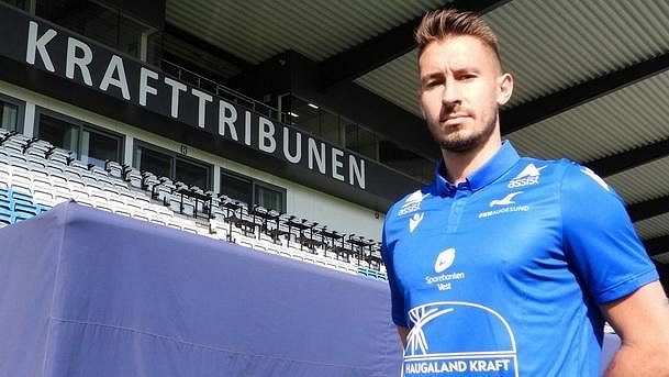 Brankář Luděk Vejmola odchází z Jihlavy do norského FK Haugesund. Brankář Luděk Vejmola odchází z Jihlavy do norského FK Haugesund.