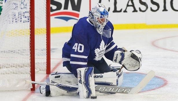 Brankář Garret Sparks se z Toronta stěhuje do Las Vegas. Brankář Garret Sparks se z Toronta stěhuje do Las Vegas.