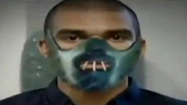 Pepe jako Hannibal Lecter z Mlčení jehňátek. Pepe jako Hannibal Lecter z Mlčení jehňátek.
