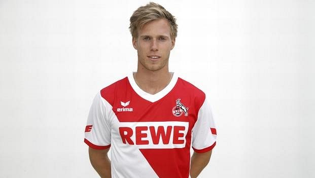 Tomáš Kalas v dresu Kolína nad Rýnem, kde bude z Chelsea rok hostovat. Tomáš Kalas v dresu Kolína nad Rýnem, kde bude z Chelsea rok hostovat.