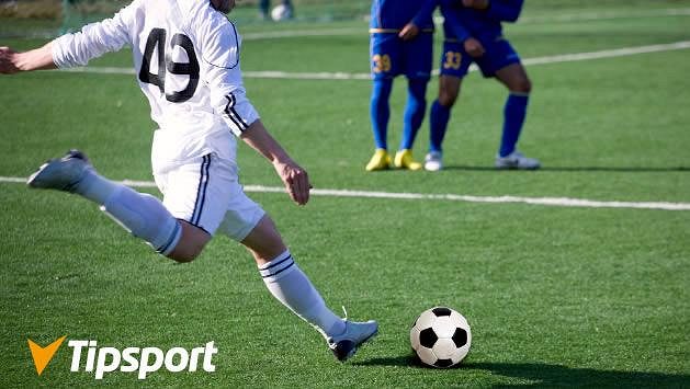 Sváteční fotbalový večer je tady! Vsaďte si a sledujte živě El Clásico na TV Tipsport! Sváteční fotbalový večer je tady! Vsaďte si a sledujte živě El Clásico na TV Tipsport!
