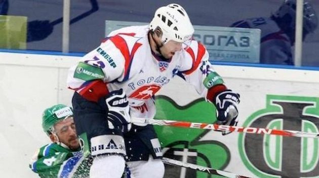 Angel Krstev v dresu Novgorodu Angel Krstev v dresu Novgorodu