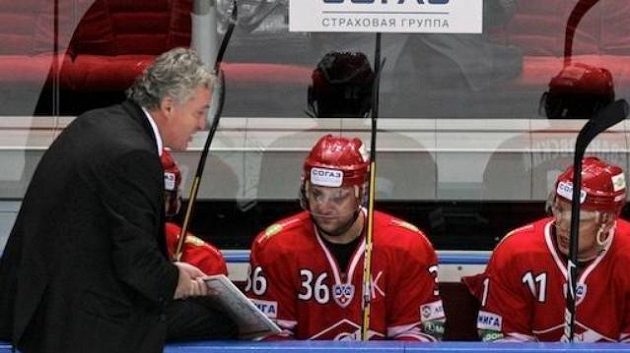 Miloš Říha na střídačce Spartaku Moskva Miloš Říha na střídačce Spartaku Moskva