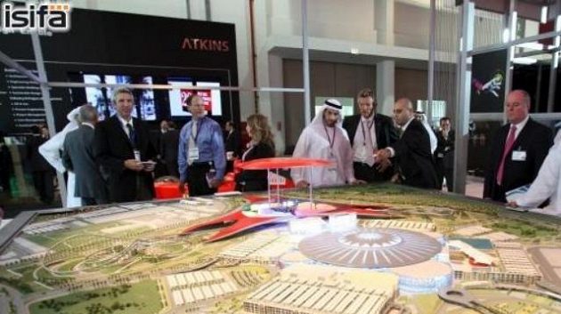 Model centra v Abú Dhabi, ve Spojených arabských emirátech se pojede také rallye. Model centra v Abú Dhabi, ve Spojených arabských emirátech se pojede také rallye.
