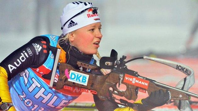 Biatlonistka a běžkyně na lyžích Miriam Neureutherová ukončila kariéru. Biatlonistka a běžkyně na lyžích Miriam Neureutherová ukončila kariéru.