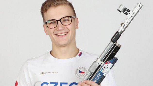 Sportovní střelec Jiří Přívratský na juniorském šampionátu v Limě další medaili nepřidal. Sportovní střelec Jiří Přívratský na juniorském šampionátu v Limě další medaili nepřidal.