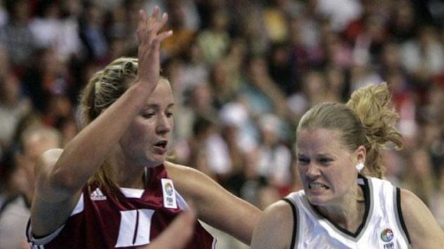 Česká basketbalistka Markéta Bednářová na ME v Lotyšsku Česká basketbalistka Markéta Bednářová na ME v Lotyšsku
