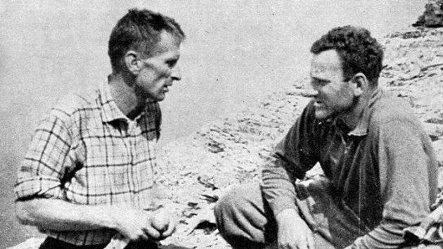 Radovan Kuchař (vlevo) a Zdeno Zibrín po úspěšném průstupu obávanou severní stěnou Eigeru. Radovan Kuchař (vlevo) a Zdeno Zibrín po úspěšném průstupu obávanou severní stěnou Eigeru.