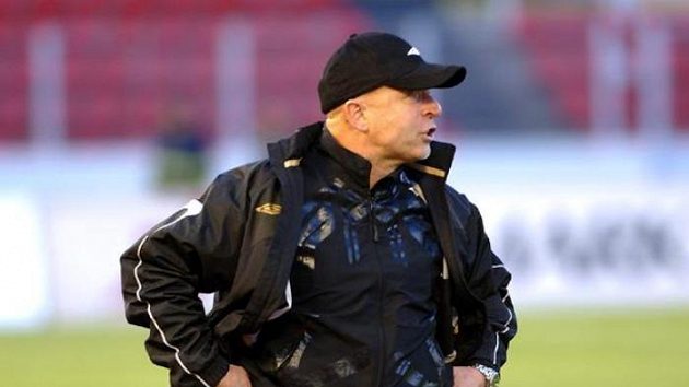 Trenér Slavie Karel Jarolím Trenér Slavie Karel Jarolím
