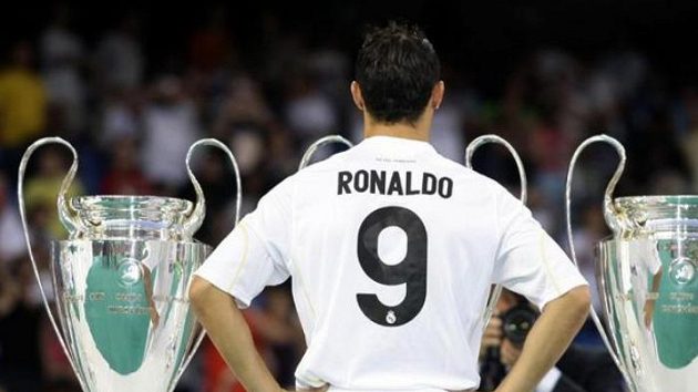 Cristiano Ronaldo s trofejemi Realu Madrid Cristiano Ronaldo s trofejemi Realu Madrid