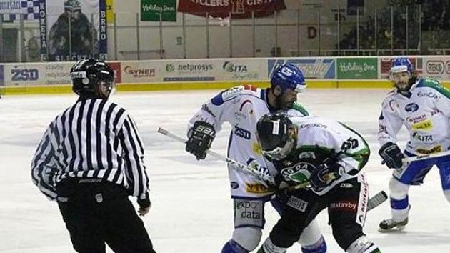 Hokejisté Komety Brno v souboji s Mladou Boleslaví - ilustrační foto Hokejisté Komety Brno v souboji s Mladou Boleslaví - ilustrační foto