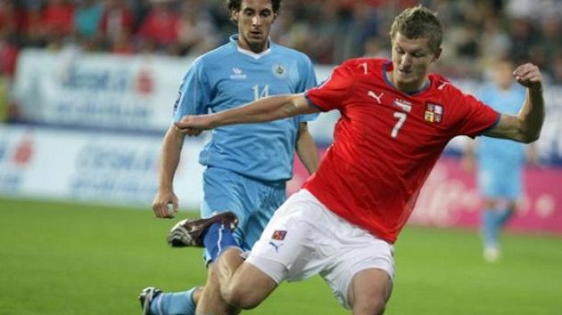 Tomáš Necid už je pevnou součástí reprezentačního áčka. Tomáš Necid už je pevnou součástí reprezentačního áčka.