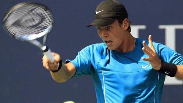 Tomáš Berdych v utkání proti Argentinci Zeballosovi Tomáš Berdych v utkání proti Argentinci Zeballosovi