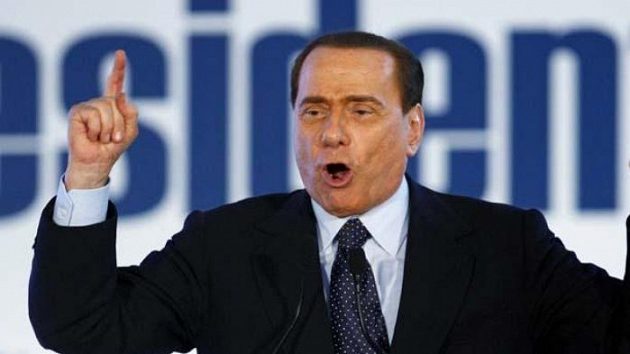 Italský premiér a majitel AC Milán Silvio Berlusconi Italský premiér a majitel AC Milán Silvio Berlusconi