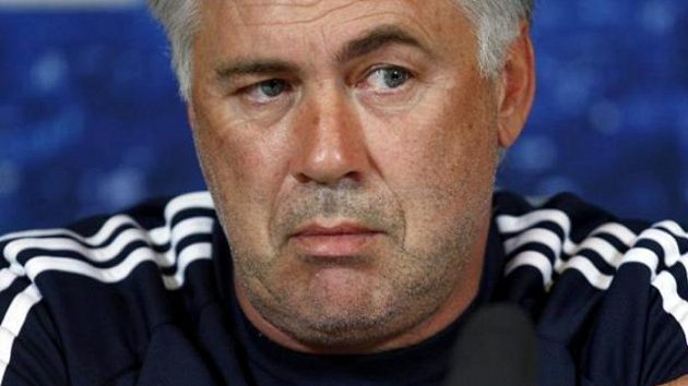 Trenér fotbalistů Chelsea Carlo Ancelotti Trenér fotbalistů Chelsea Carlo Ancelotti