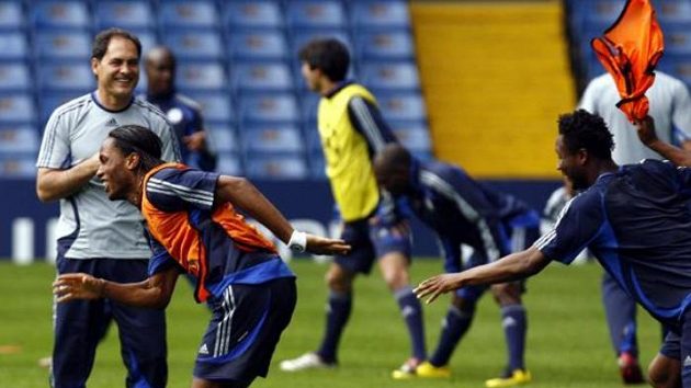 Trénink fotbalistů Chelsea. Trénink fotbalistů Chelsea.