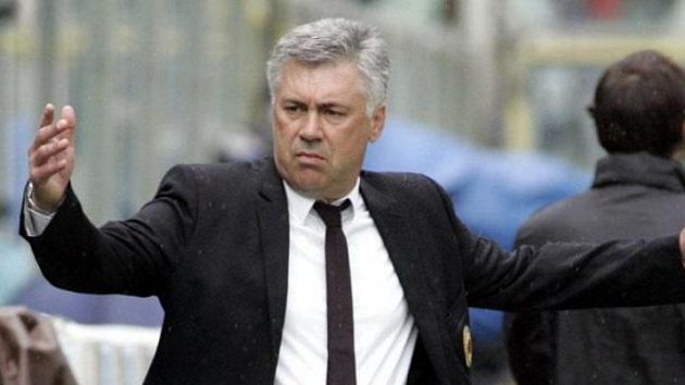 Trenér Chelsea Carlo Ancelotti se svého případného vyhazovu nebojí. Trenér Chelsea Carlo Ancelotti se svého případného vyhazovu nebojí.