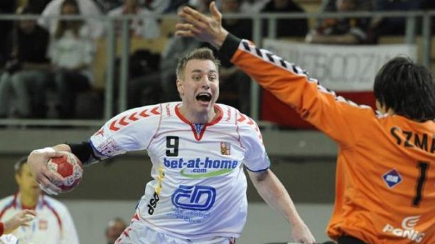 Filip Jícha během zápasu proti Polsku Filip Jícha během zápasu proti Polsku
