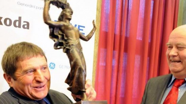 Žokej Josef Váňa s Cenou Gutha-Jarkovského Žokej Josef Váňa s Cenou Gutha-Jarkovského