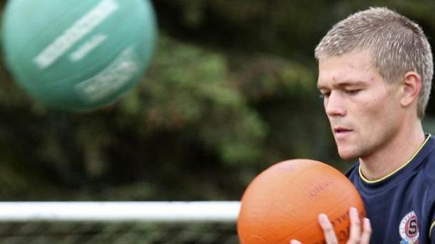 Luboš Kalouda na tréninku fotbalistů Sparty Praha ve Františkových Lázních Luboš Kalouda na tréninku fotbalistů Sparty Praha ve Františkových Lázních