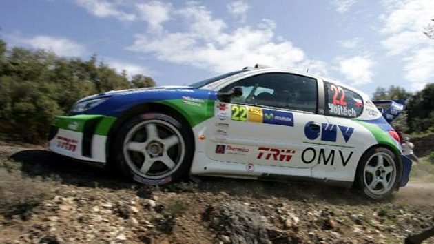 Český jezdec Štěpán Vojtěch s navigátorem Michalem Ernstem na Katalánské rallye Český jezdec Štěpán Vojtěch s navigátorem Michalem Ernstem na Katalánské rallye