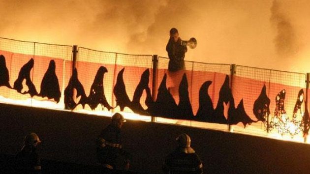 Nepokoje v hledišti fotbalového stadiónu (ilustrační foto) Nepokoje v hledišti fotbalového stadiónu (ilustrační foto)