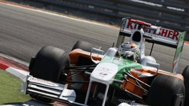 Německý jezdec formule 1 Adrian Sutil z týmu Force India Německý jezdec formule 1 Adrian Sutil z týmu Force India