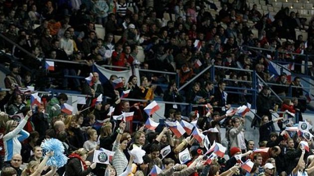 Fanoušci byli ozdobou světového šampionátu florbalistů. Fanoušci byli ozdobou světového šampionátu florbalistů.