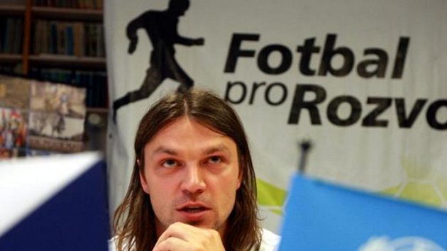 Fotbalista Tomáš Ujfaluši jako patron charitativního projektu Fotbalista Tomáš Ujfaluši jako patron charitativního projektu
