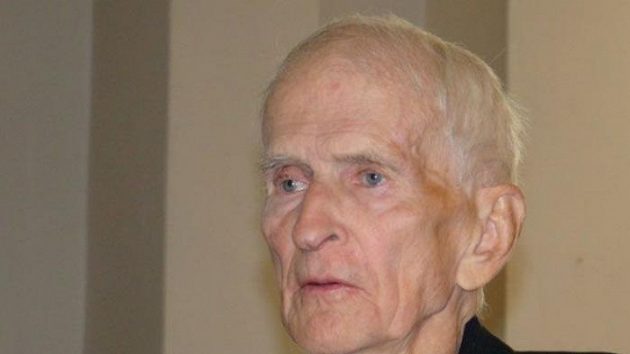 Radovan Kuchař dnes, padesát let od průstupu slavného severní stěnou Eigeru. Radovan Kuchař dnes, padesát let od průstupu slavného severní stěnou Eigeru.