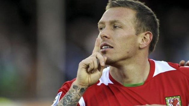 Velšský útočník Craig Bellamy se vrací do vlasti. Velšský útočník Craig Bellamy se vrací do vlasti.
