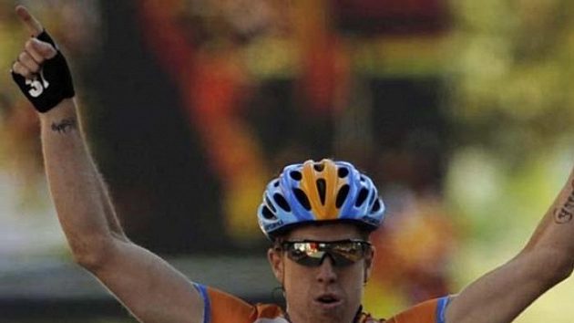 Americký cyklista Tyler Farrar se raduje v cíli 11. etapy Vuelty. Americký cyklista Tyler Farrar se raduje v cíli 11. etapy Vuelty.