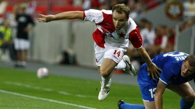Zdeněk Šenkeřík má náskok před Tutoričem z Bělehradu Zdeněk Šenkeřík má náskok před Tutoričem z Bělehradu