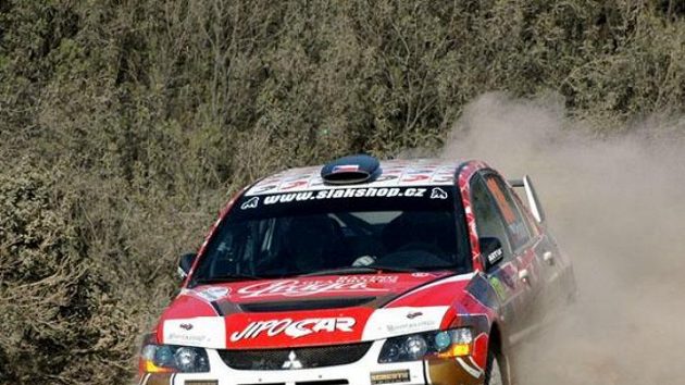 Martin Prokop s vozem Mitsubishi Lancer EVO IX Martin Prokop s vozem Mitsubishi Lancer EVO IX